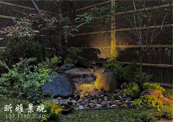 花园财位小假山瀑布流水景观介绍|庭院水系
